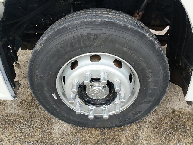 VOLKSWAGEN 24.280 CRM 6X2 - 2013/2013 — foto 19 de 40