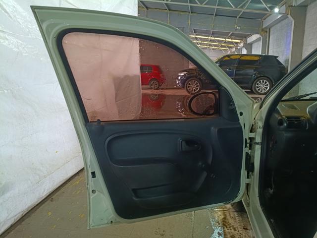 RENAULT CLIO EXP1016VH - 2013/2014 — foto 16 de 27