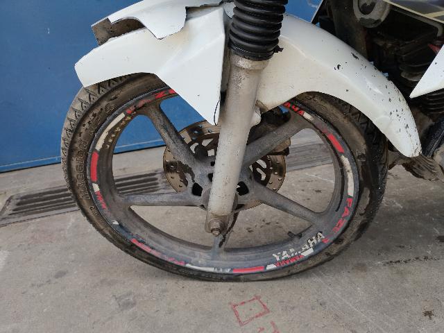 YAMAHA YS150 FAZER SED - 2014/2014 — foto 15 de 25