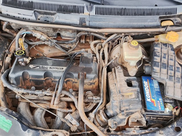 FORD KA GL IMAGE - 1999/2000 — foto 9 de 28