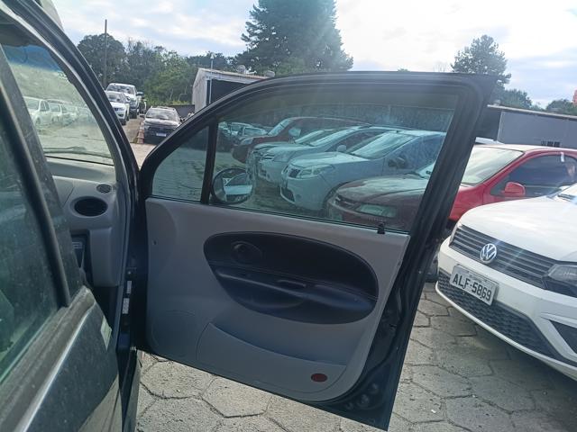 CHERY QQ3 1.1 - 2011/2011 — foto 18 de 24