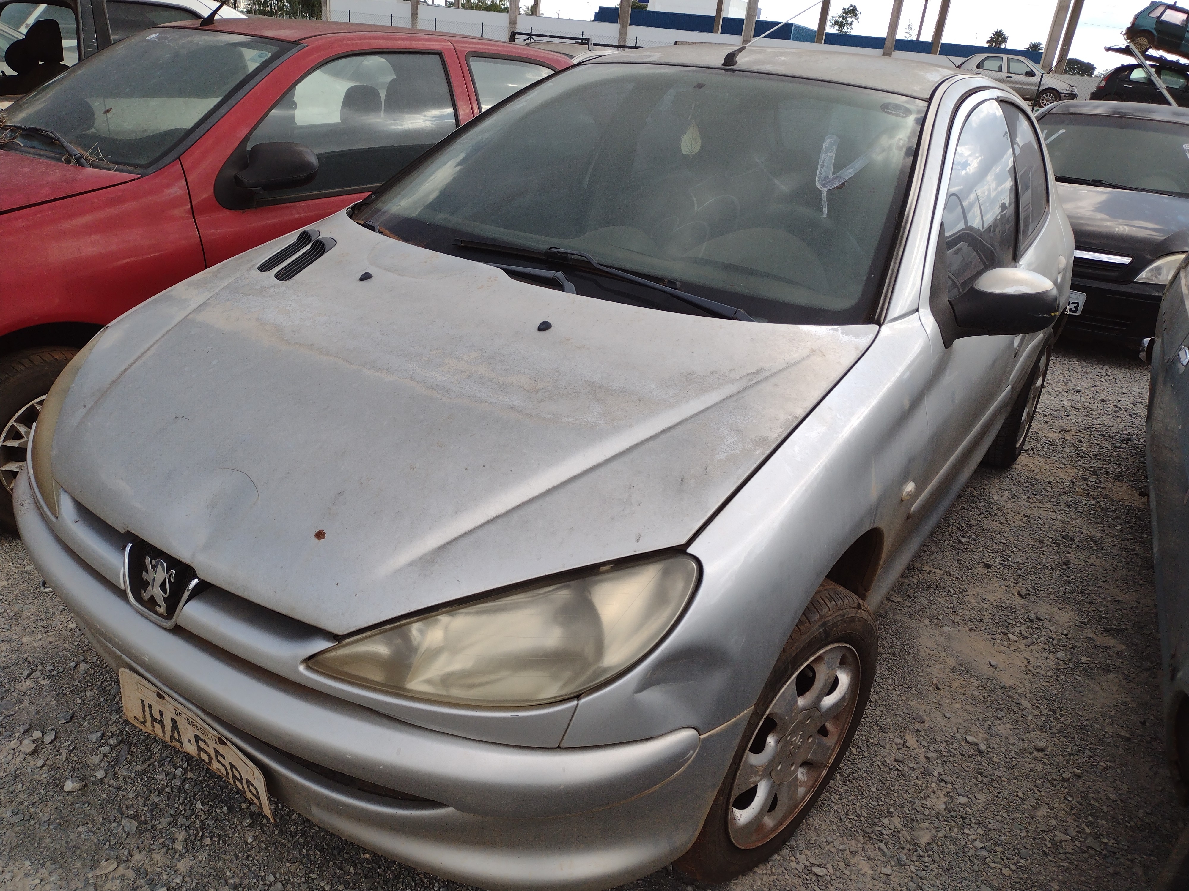 PEUGEOT - 206 14 SENSAT FX - leilão extrajudicial - SAMAMBAIA DF - lance mínimo R$ 4.200