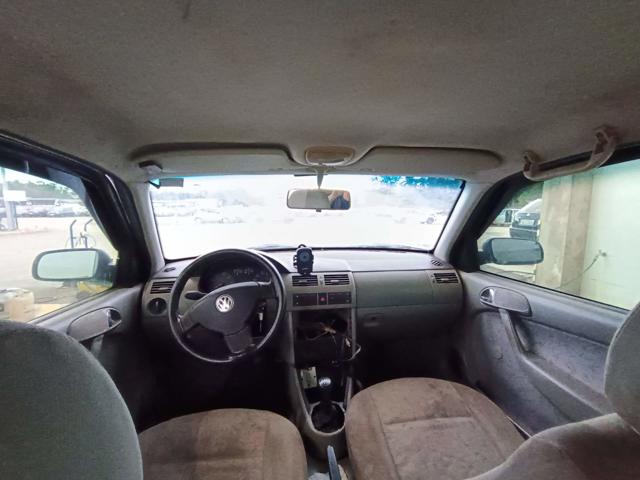 VOLKSWAGEN GOL 16V - 2000/2000 — foto 24 de 26