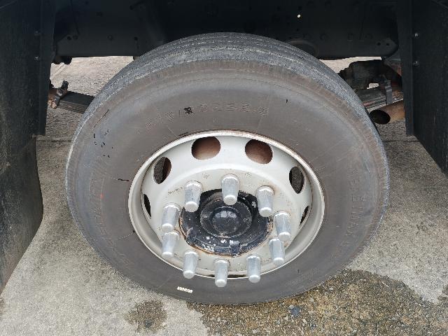 VOLKSWAGEN 24.280 CRM 6X2 - 2013/2013 — foto 9 de 40