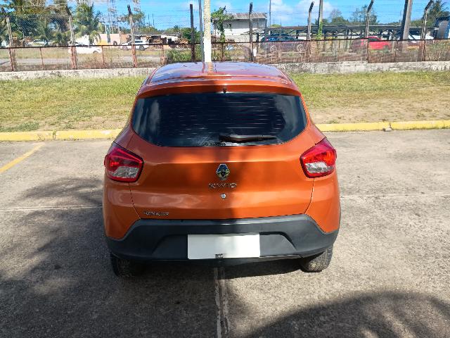 RENAULT KWID INTENS 10MT - 2017/2018 — foto 29 de 40