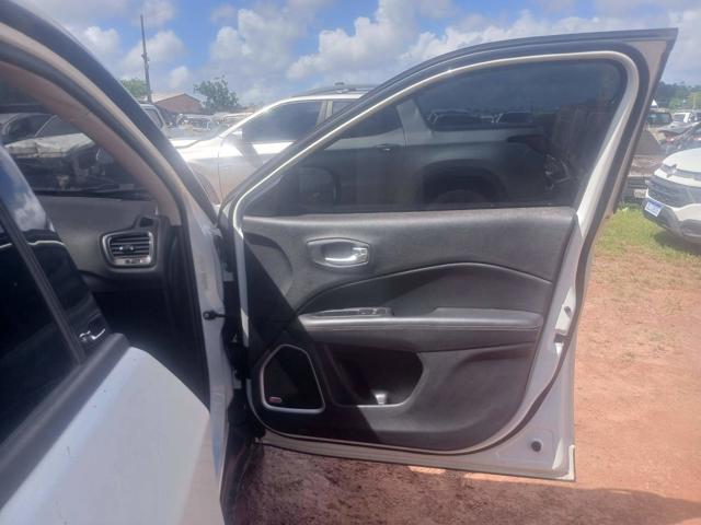 JEEP COMPASS LONGITUDE D - 2017/2018 — foto 15 de 35